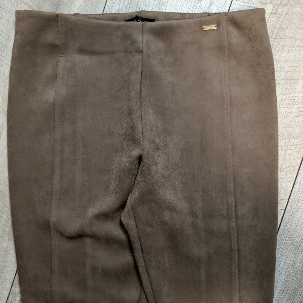 Ivanka Trump Taupe Faux Suede High Rise Leggings Size Large Mint Condition - Picture 2 of 10